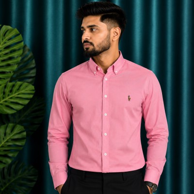 Light pink colour